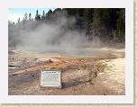 017. solitary geyser * 2272 x 1704 * (2.39MB)